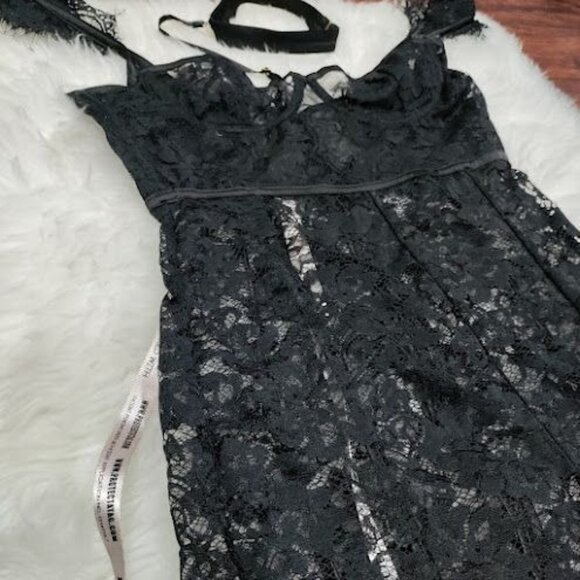 NWT House of CB Hermosa Black Lace Sheer Collar Dress Women's Size Large - Picture 3 of 13